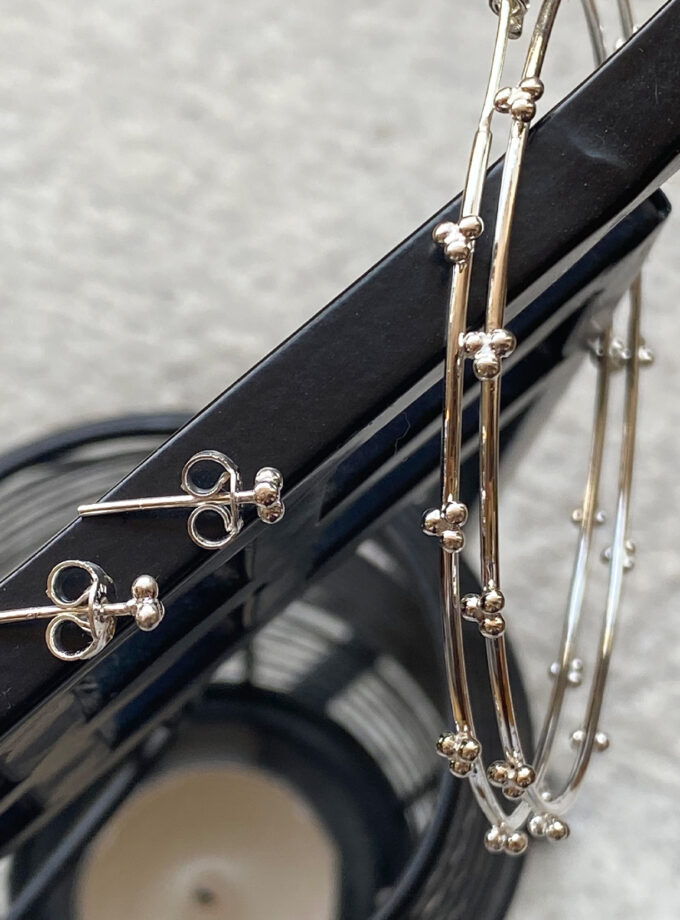 Studs Tridosha