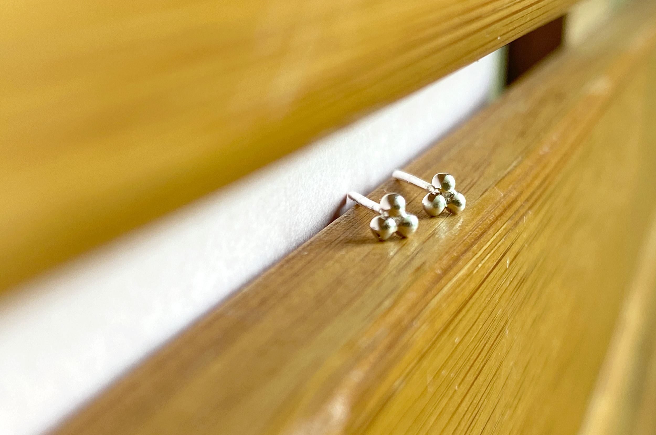 Studs Tridosha - Image 2