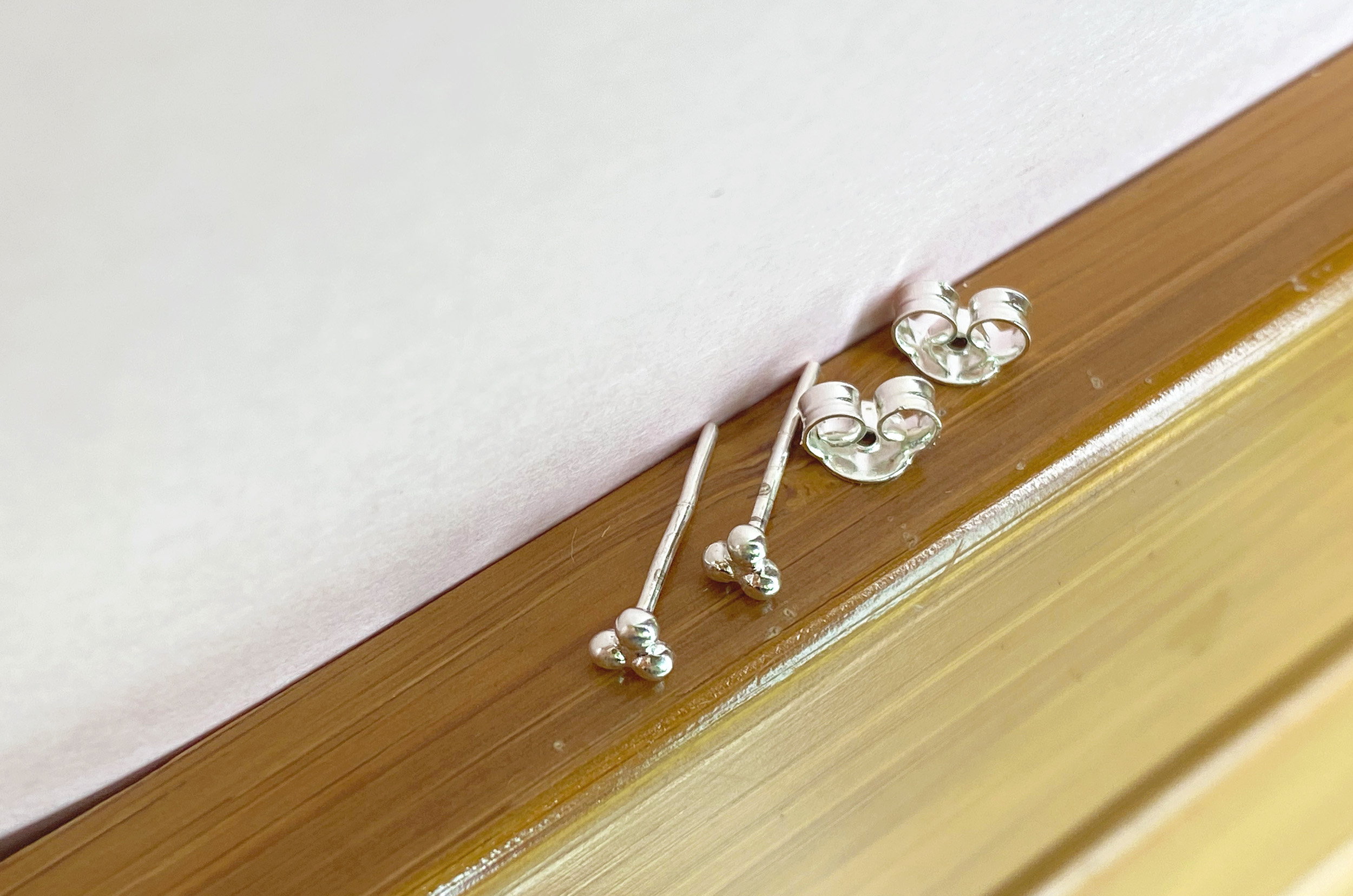 Studs Tridosha - Image 3