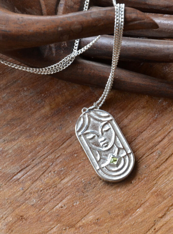 Diosa Peridoto